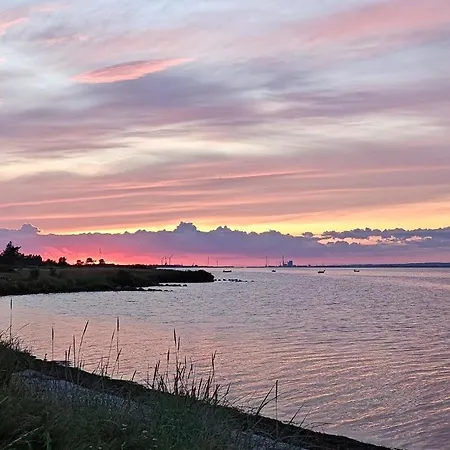 Retro With Fjord View Feriehus