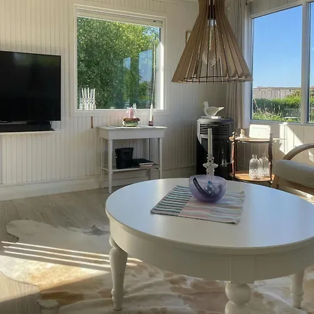 Retro With Fjord View Feriehus *