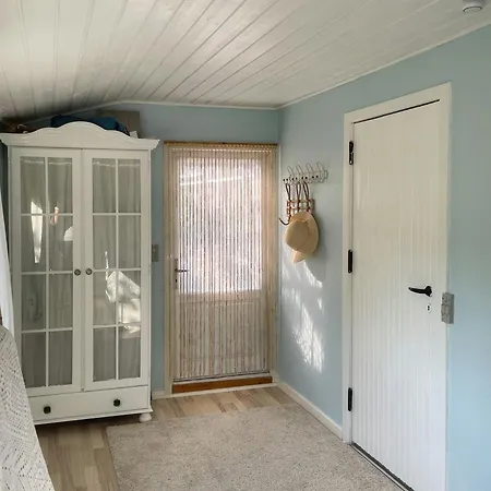 Retro With Fjord View *