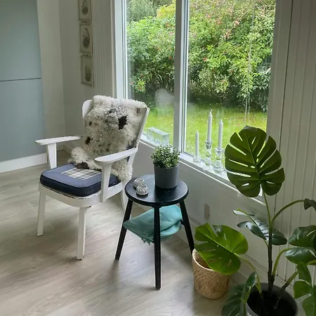 Retro With Fjord View *